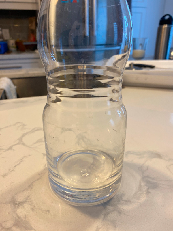 Tall glass water bottle Free Stuff City of Toronto Kijiji