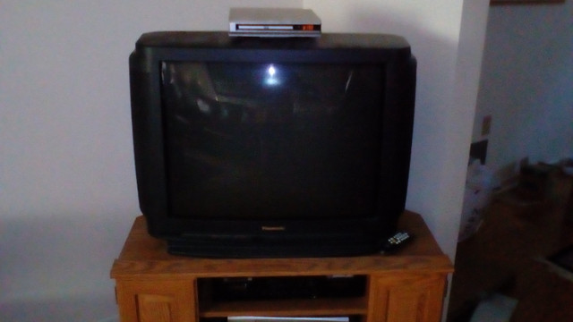Panasonic Tube tv 27 inch in TVs in Oshawa / Durham Region - Image 2