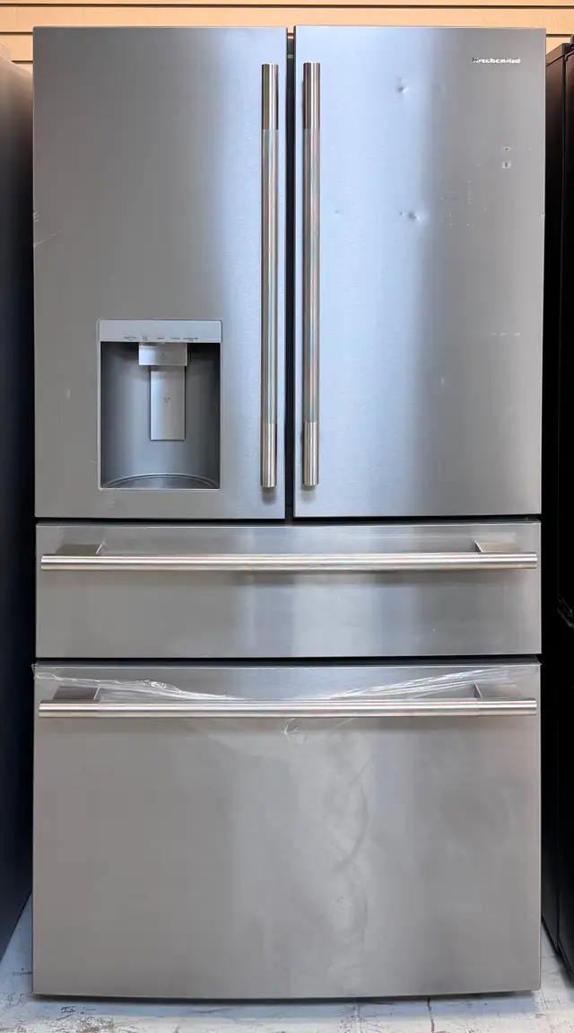 KitchenAid 36" 4-Door Fridge Ice & Water (Steel) in Refrigerators in Barrie - Image 2