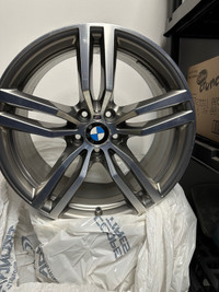 Great condition BMW OEM rims