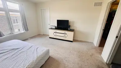 2 Furnished Rooms for Rent – Bradenton Path, Oshawa 15-Minute Drive to Durham College & Ontario Tech...