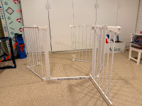 Extra wide baby/pet gate