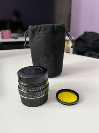 Leica 35mm F2.5 Summarit M mount lens