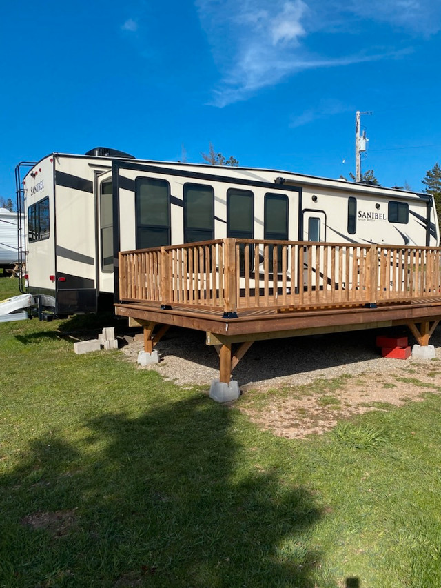 2020 Sanibel 3042 Wide Body Luxury Couples 5th wheel in Travel Trailers & Campers in New Glasgow