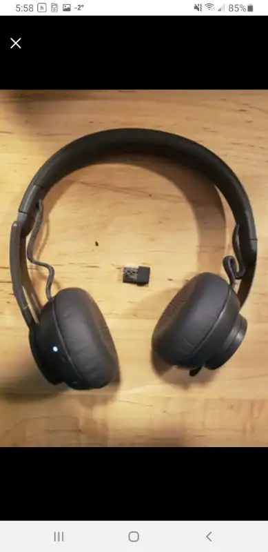 Bluetooth® headset designed to help you work from anywhere with exceptional sound, flip-to-mute mic,...
