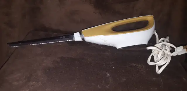 Vintage Electronic Kitchen Knives