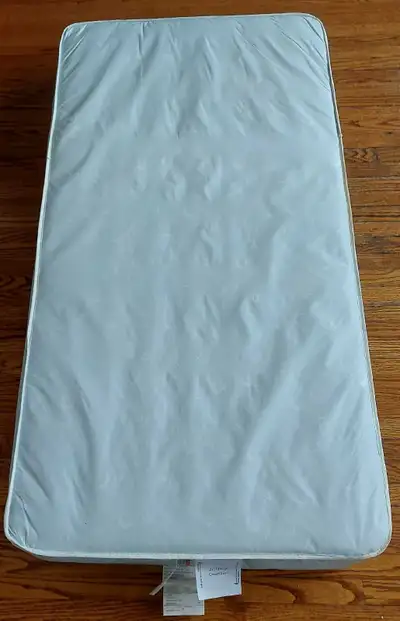 In excellent condition. Comes from a smoke and pet free home. Comes with the 3 items. Buyer to pick...