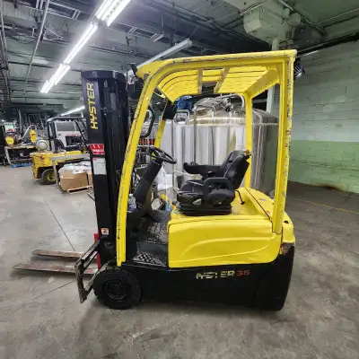 Chariot élévateur Hyster Forklift Model J35XNT 3450 lb, View more