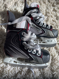 Bauer vapor x60 skates size y8D