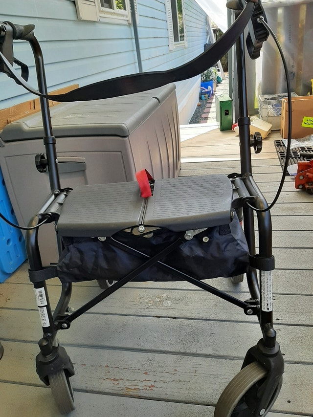 Folding Walker Health & Special Needs Nanaimo Kijiji