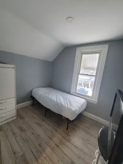 1 furnished bedroom in a shared house - $680/month To apply, submit the application online using the...
