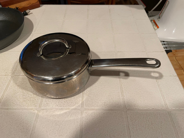 Stainless Steel Pot in Kitchen & Dining Wares in Cape Breton - Image 4