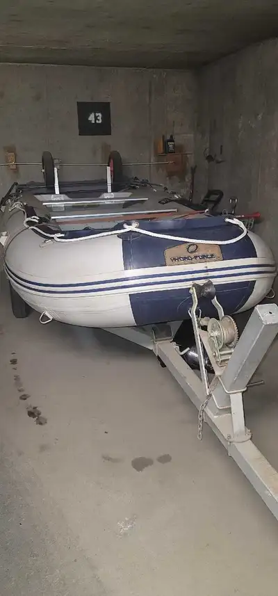 Hydro Force inflatable boat with aluminum floor comes with the trailer Minn Kota electric motor 46 p...
