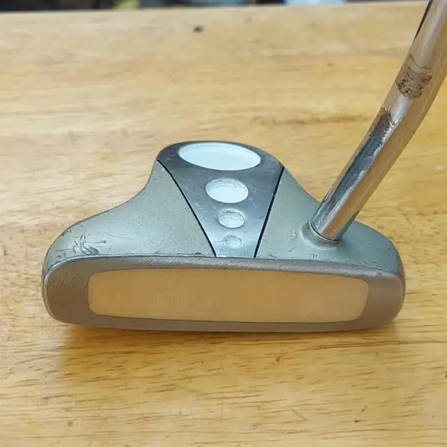 Rawlings Ball 4 Mallet Putter (RH) - $40.00 in Golf in Belleville - Image 4