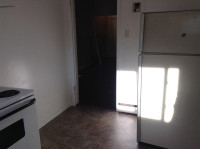 Very large 1 bedroom apt in a central location