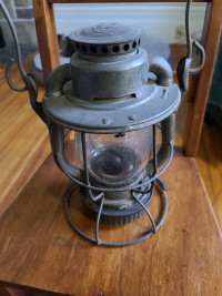 Dietz New York railroad railway hand lantern lamp