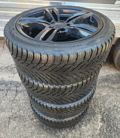 GREAT SHAPE! 18 INCH WINTER SNOW TIRE PACKAGE - SET OF 4 NOKIAN HAKKAPELIITTA 225 45 18 SIMILAR IN S...