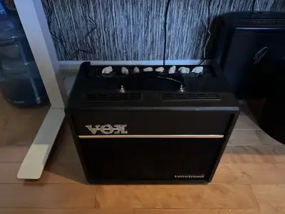 Vox Valvetronix Guitar Amp, View more