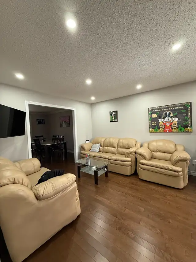 Room for rent Whitby/Oshawa in Long Term Rentals in Oshawa / Durham Region - Image 4