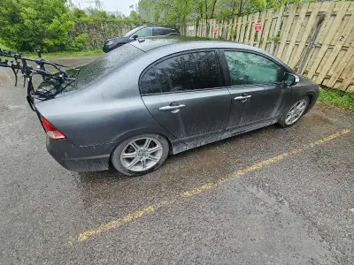 Acura csx 2010 manuelle tout equiper tout fonctionne siège cuire chauffant miroir chauffant bluetoot...