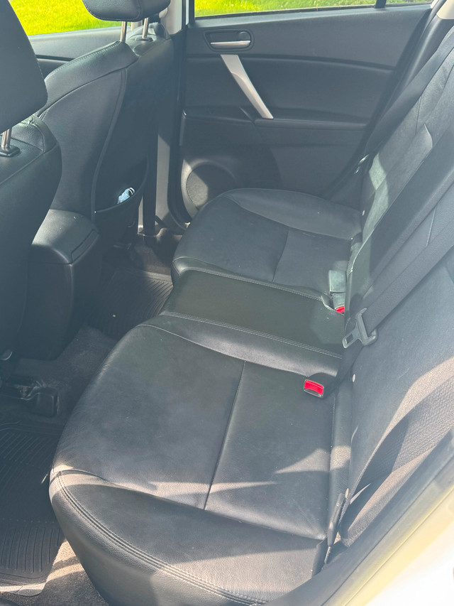 Mazda 3 skyactiv à vendre dans Autos et camions  à Lanaudière - Image 4