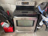 Oven, clean, works great