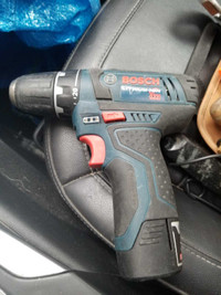 Bosch 12v drill, battery and charger.