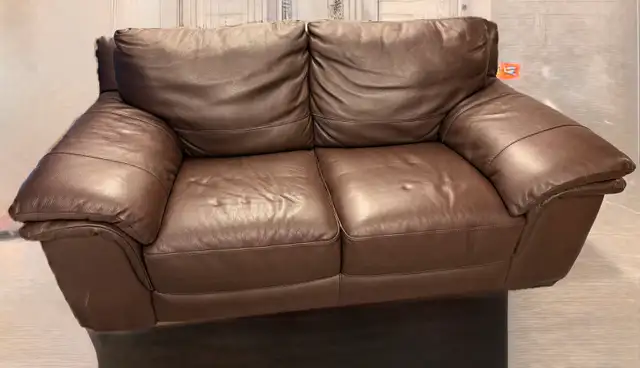 Natuzzi Special Edition Couch in Couches & Futons in Markham / York Region - Image 2