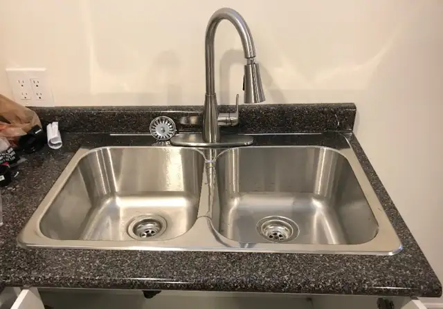 LICENSED PLUMBER REASONABLE CALL BOB    416 628-347962863720688129121