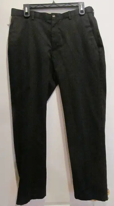 Haggar Mens trousers, 32 x30, 100% cotton, black dress pants, View more