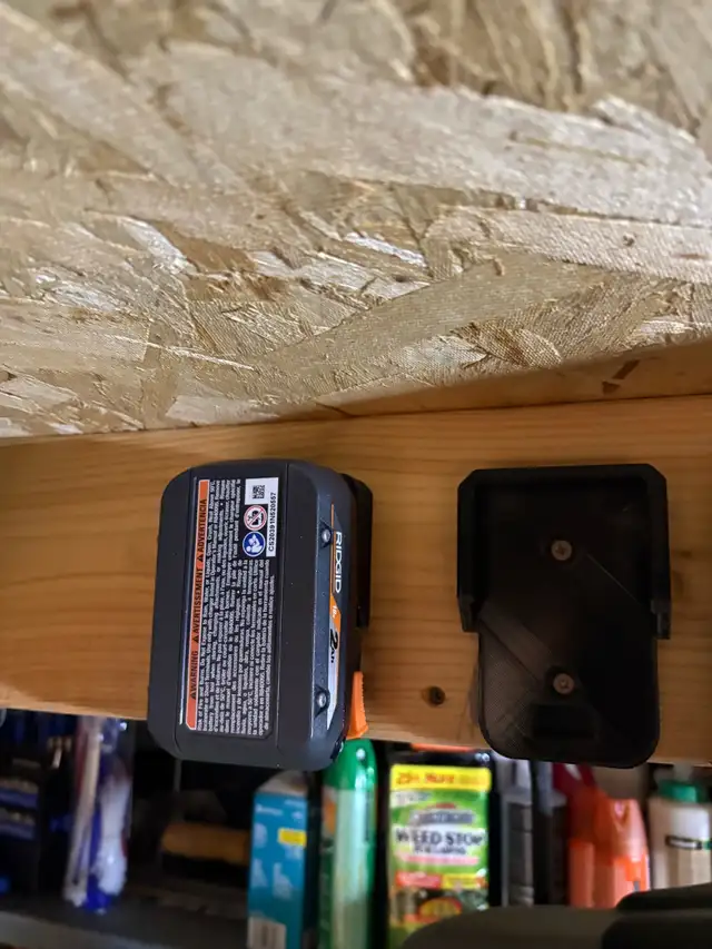 Battery Holder for RIDGID 18V Lithium-Ion Batterie 2pcs in Power Tools in Hamilton - Image 3