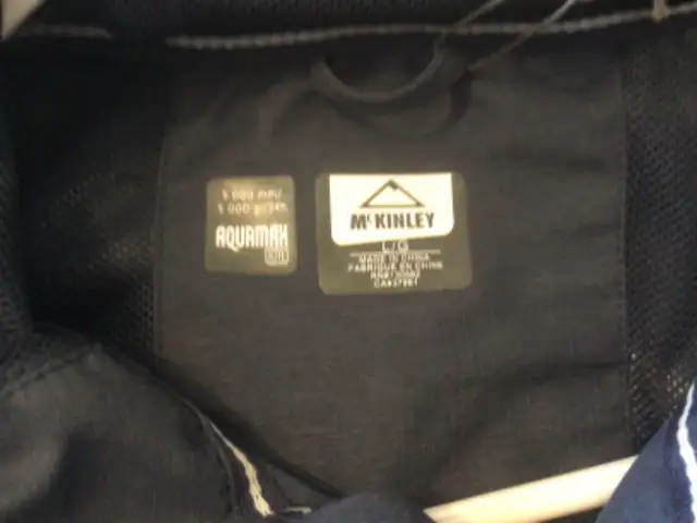 Men’s jackets in Men's in Belleville - Image 4