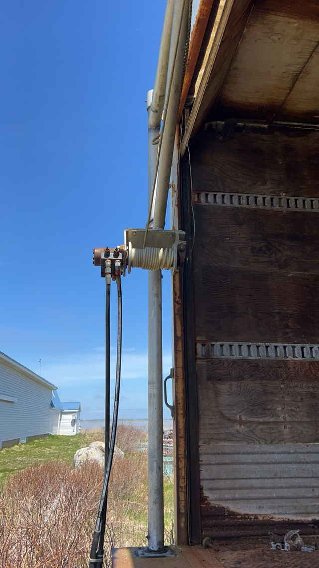 crate hoist for lobster truck  in Other Business & Industrial in Yarmouth - Image 2