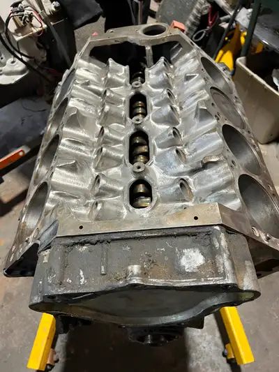 Selling good core to rebuild all standard. 1998 Dodge Ram 5.9L Magnum short block