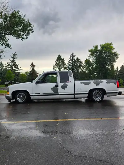 1996 chevy c1500 for sale. 190,000 original kms, vortec 350 auto. Has had waterpump, a new block hea...