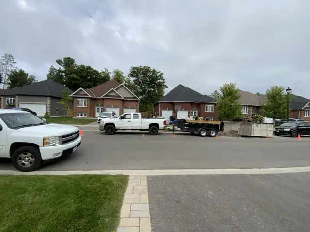 2011 Chevy Silverado 2500 hd WORK TRUCK  in Cars & Trucks in Barrie - Image 4
