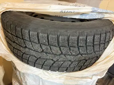 Get ready for the snowy season with these Toyo Observe winter tires, sized 225/60R18 100H, which are...