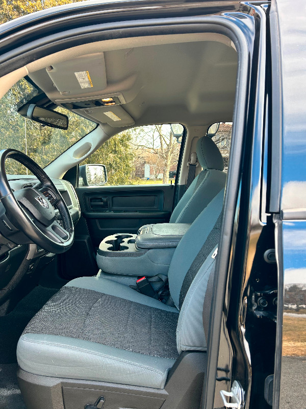 2019 Dodge Ram 1500 Classic 4x4 dans Autos et camions  à Ottawa - Image 4