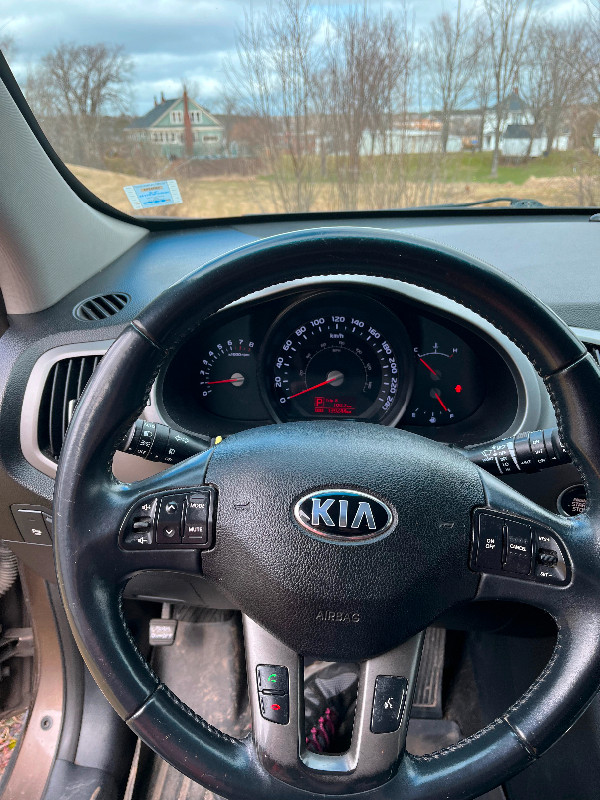 2014 KIA SPORTAGE AWD TURBO FOR SALE in Cars & Trucks in New Glasgow - Image 4