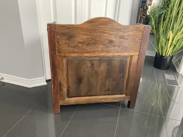 Wood Storage Bench / Banc de rangement en bois in Arts & Collectibles in Gatineau - Image 5