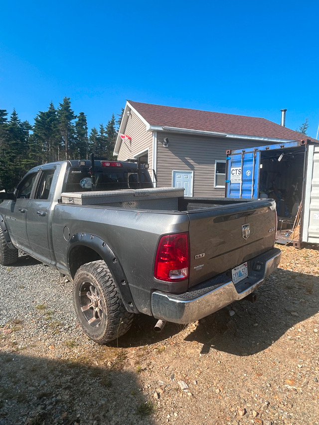 2011 dodge ram 5.7 in Cars & Trucks in City of Halifax - Image 3