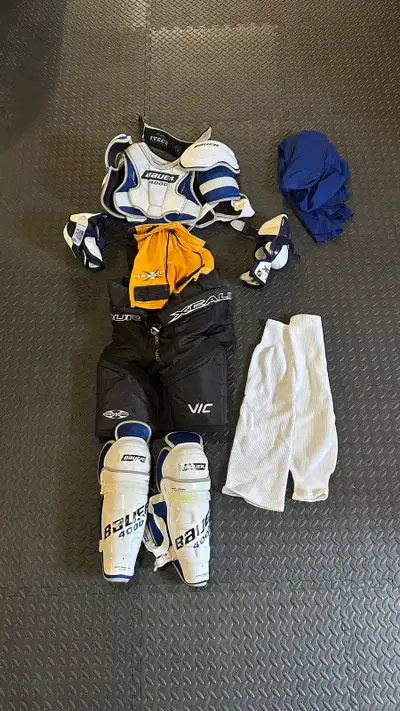 Senior Hockey Gear, View more