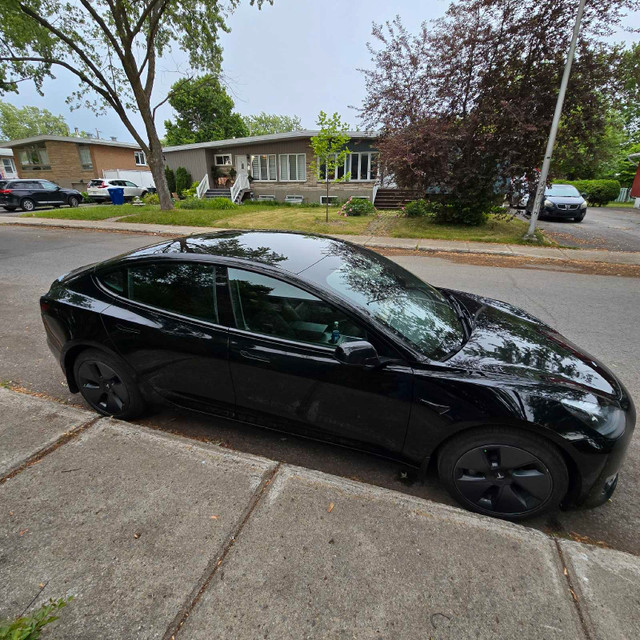 Tesla Model 3 2022 dans Autos et camions  à Laval/Rive Nord - Image 2