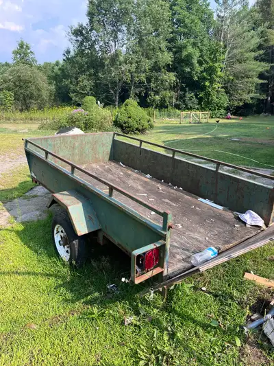 Project trailer/Parts trailer. This trailer was left for us when we bought the house. I thought abou...