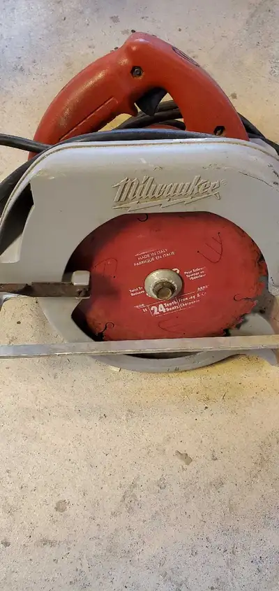 Milwaukee 8.25 circular saw, View more