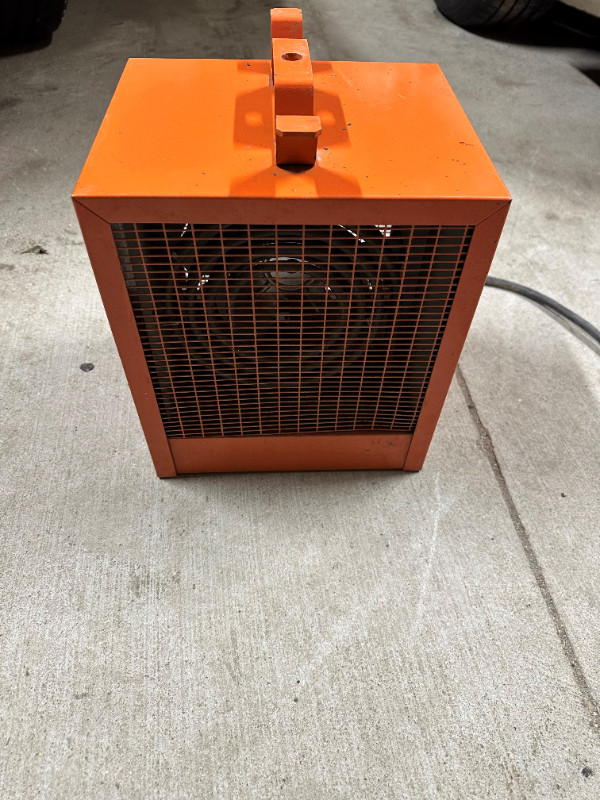 240 Volt 4800 Watt Electric Garage Heater - like new in Other in London