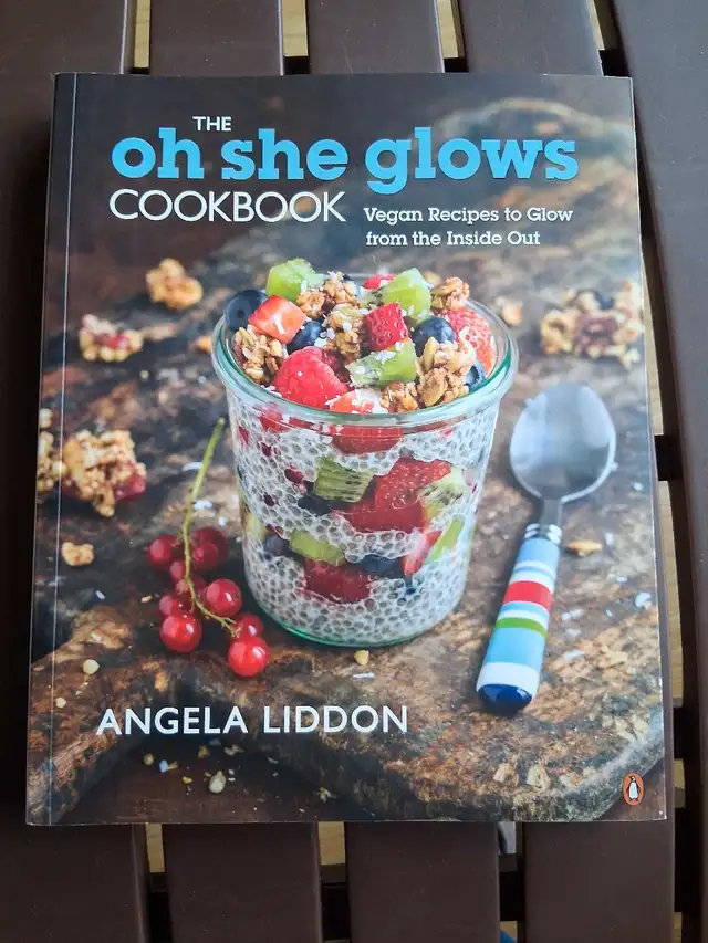 Oh She Glows Cookbook in Non-fiction in Cornwall - Image 2