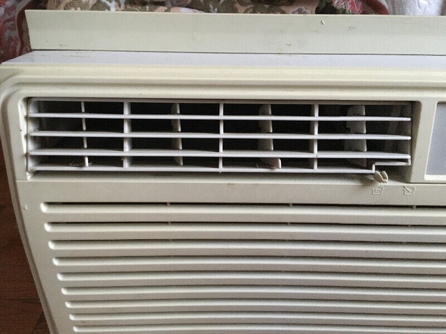 climatiseur Danby fenetre12,000BTU window air conditioner dans Laveuses et sécheuses  à Longueuil/Rive Sud - Image 3