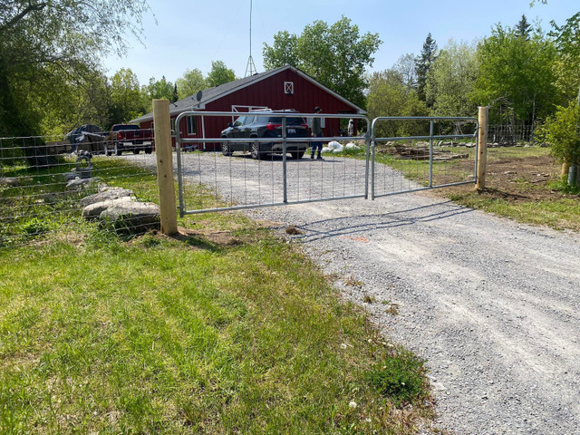 cedar-fence-post-fence-installs-decks-fences-kawartha-lakes