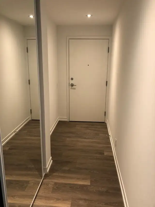 2 Bed Room corner unit available for Lease in vaughan city, ON in Long Term Rentals in Markham / York Region - Image 2